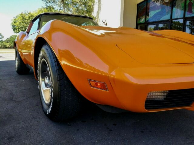 Chevrolet Corvette 1977 image number 13