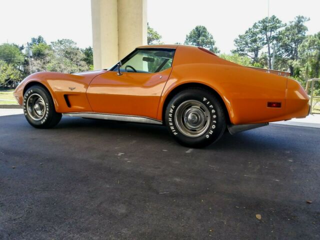 Chevrolet Corvette 1977 image number 27