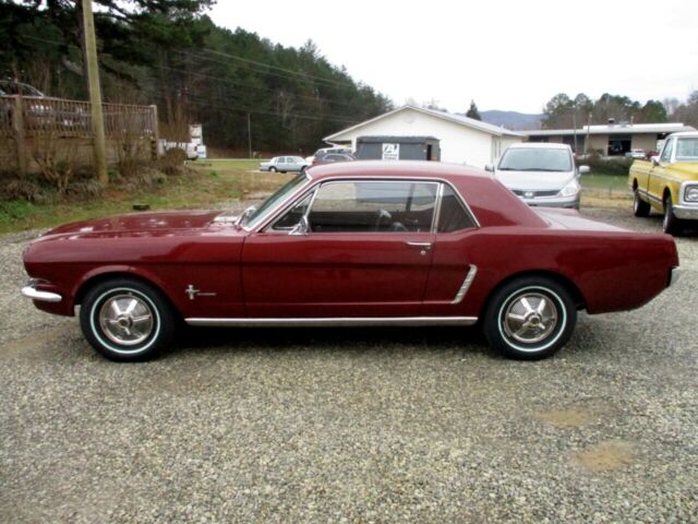 Ford Mustang 1965 image number 26