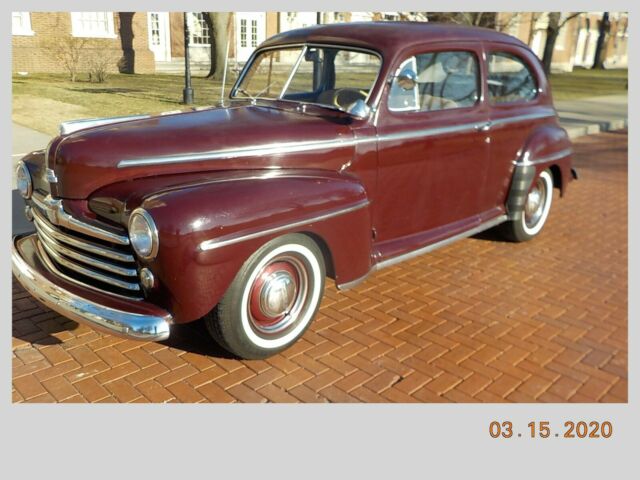 Ford Super Deluxe 1948 image number 1