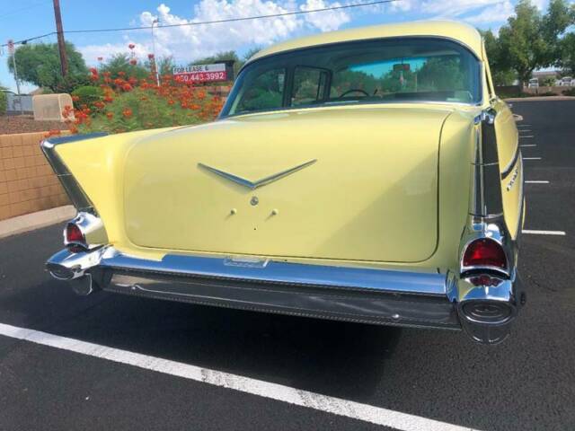 Chevrolet Bel Air/150/210 1957 image number 14