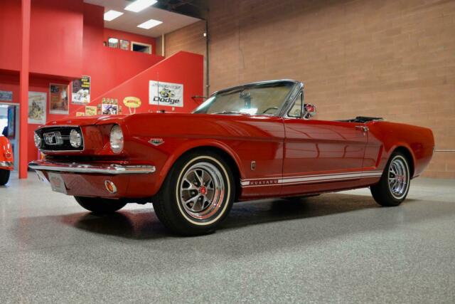 Ford Mustang 1966 image number 15