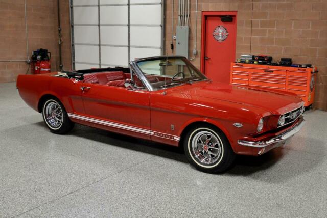 Ford Mustang 1966 image number 2