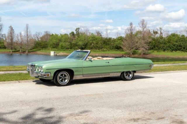 Pontiac Bonneville 1970 image number 1