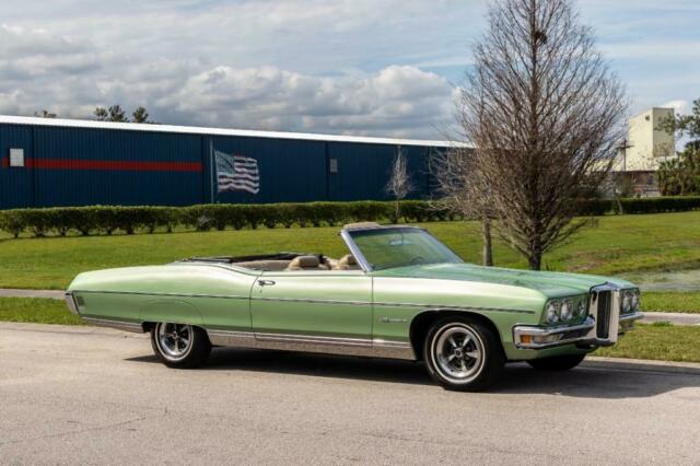 Pontiac Bonneville 1970 image number 31