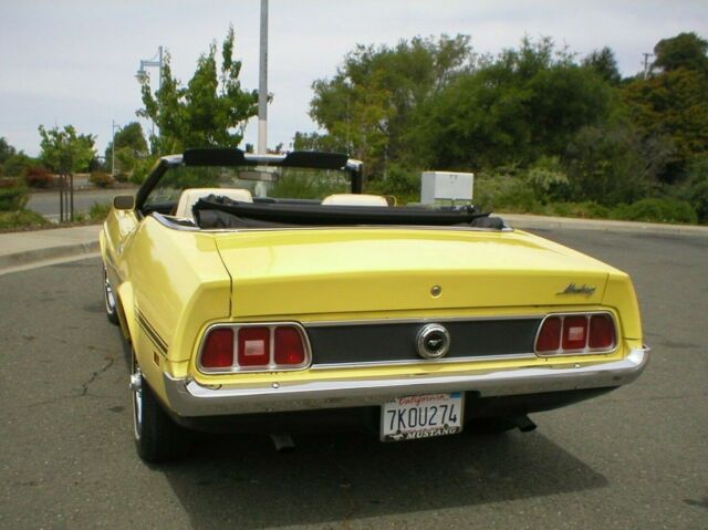 Ford Mustang 1973 image number 29