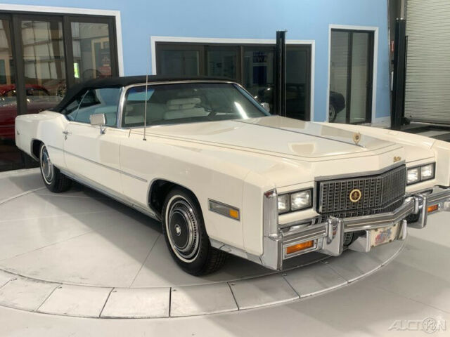 Cadillac Fleetwood 1976 image number 10