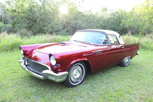 Ford Thunderbird 1957 image number 1