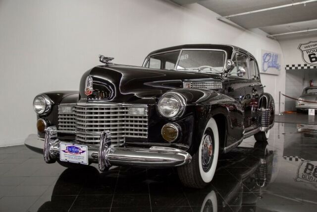 Cadillac Sixty-Special Fleetwood Imperial 1941 image number 36