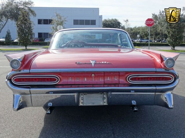 Pontiac Bonneville 1959 image number 15