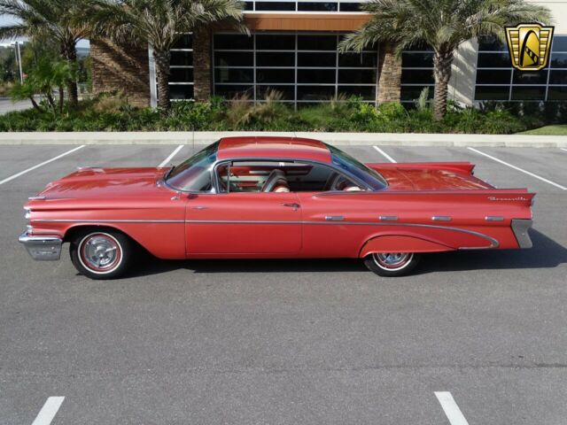 Pontiac Bonneville 1959 image number 32