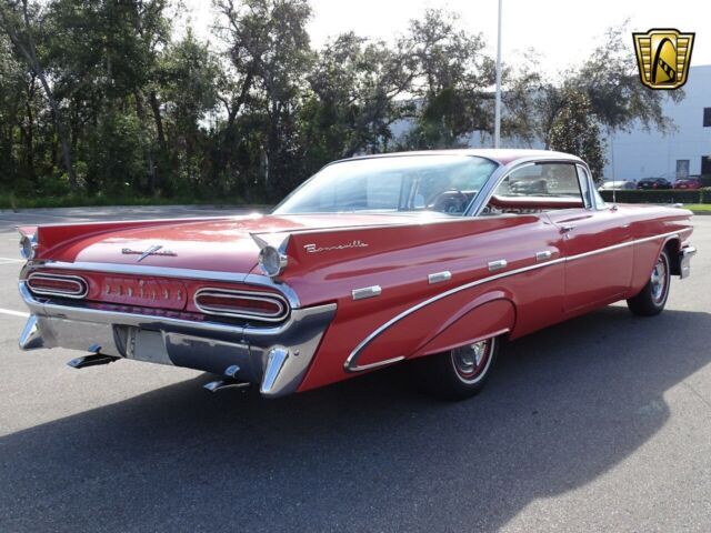 Pontiac Bonneville 1959 image number 42