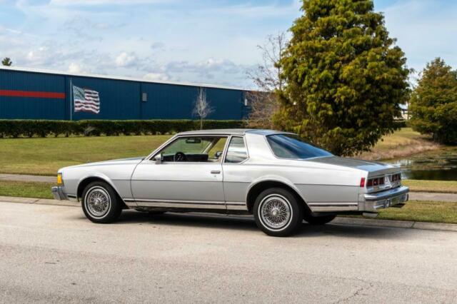 Chevrolet Caprice Landau 1979 image number 32