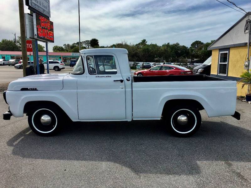 Ford F-100 1957 image number 2