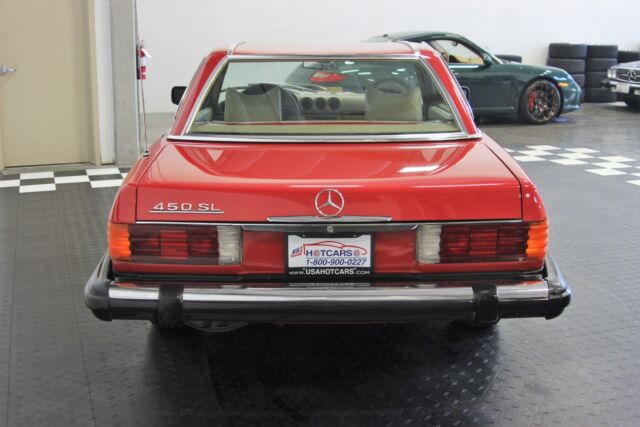 Mercedes-Benz SL-Class 1978 image number 15