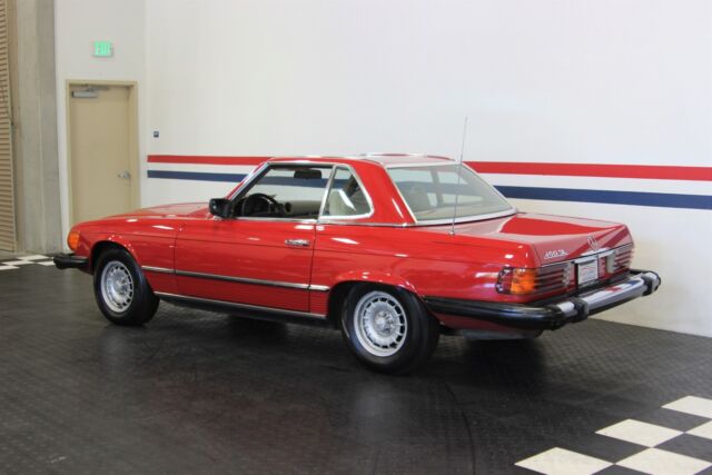 Mercedes-Benz SL-Class 1978 image number 29