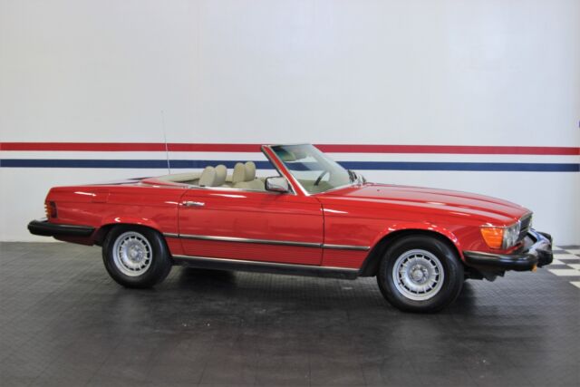 Mercedes-Benz SL-Class 1978 image number 31