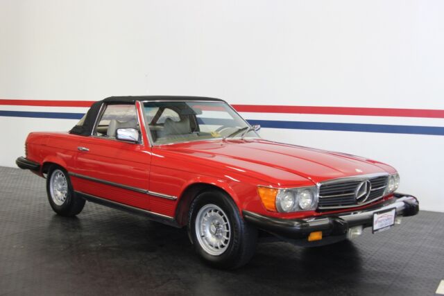 Mercedes-Benz SL-Class 1978 image number 33