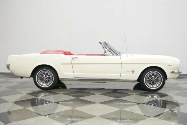 Ford Mustang 1965 image number 15