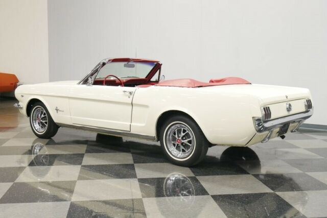 Ford Mustang 1965 image number 8