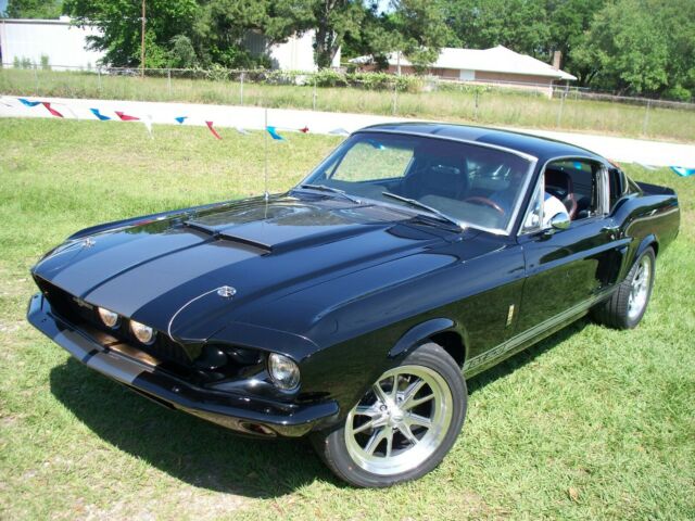 Ford Mustang 1967 image number 0