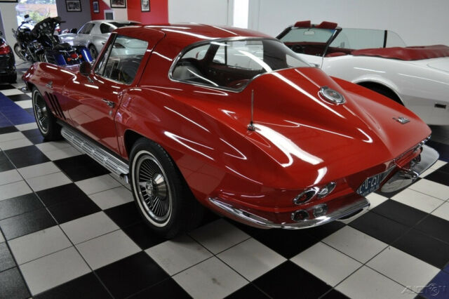 Chevrolet Corvette 1966 image number 18