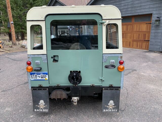 Land Rover IIA 1971 image number 27