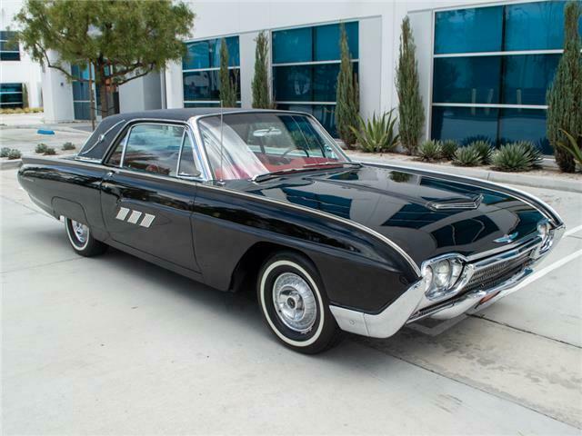 Ford Thunderbird 1963 image number 0