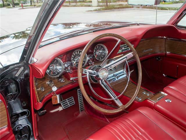 Ford Thunderbird 1963 image number 22