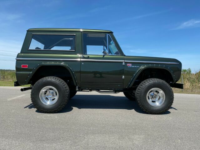 Ford Bronco 1974 image number 30