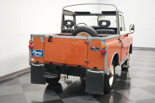 Land Rover Series III 1972 image number 12