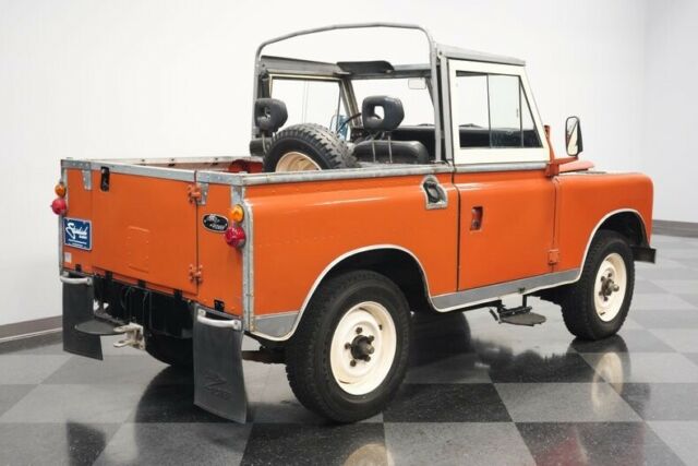 Land Rover Series III 1972 image number 13