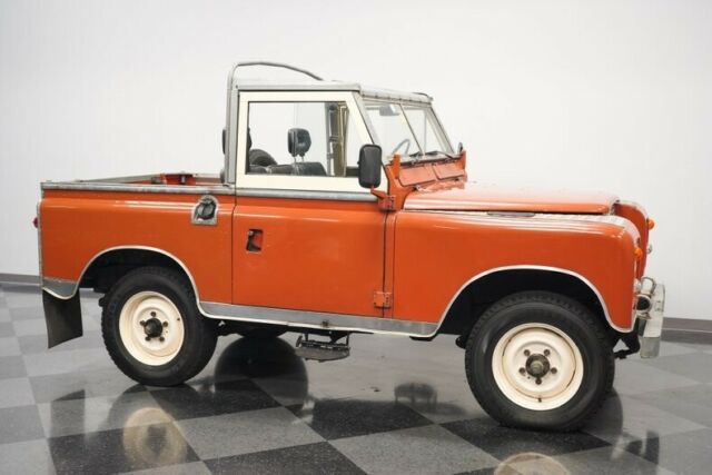 Land Rover Series III 1972 image number 16