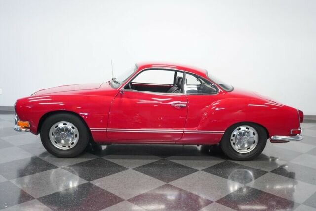 Volkswagen Karmann Ghia 1970 image number 7