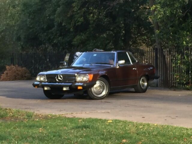 Mercedes-Benz 400-Series 1979 image number 47