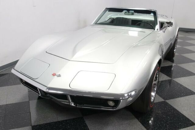 Chevrolet Corvette 1968 image number 44