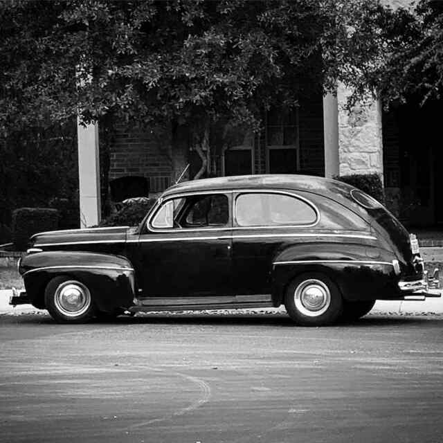 Ford Super Deluxe 1941 image number 0