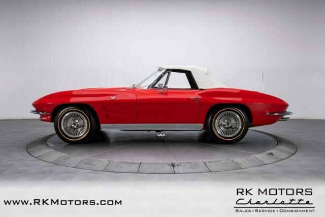 Chevrolet Corvette 1963 image number 17