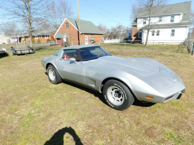 Chevrolet Corvette 1979 image number 16