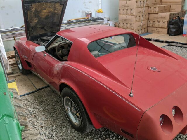 Chevrolet Corvette 1976 image number 1