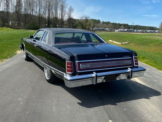 Ford LTD II 1977 image number 31