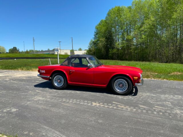 Triumph TR-6 1972 image number 1