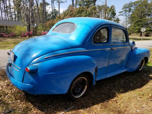 Ford Super Deluxe 1947 image number 16