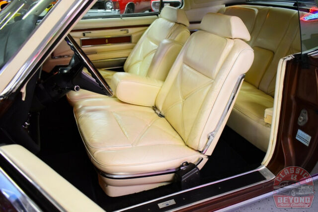 Lincoln Mark III 1971 image number 41