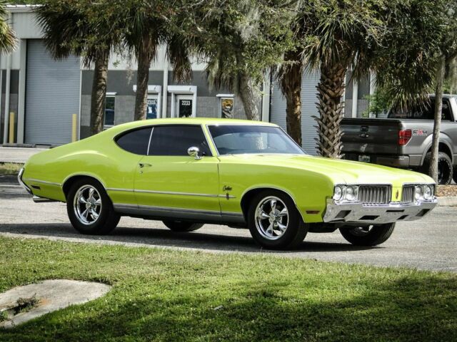 Oldsmobile Cutlass 1970 image number 12