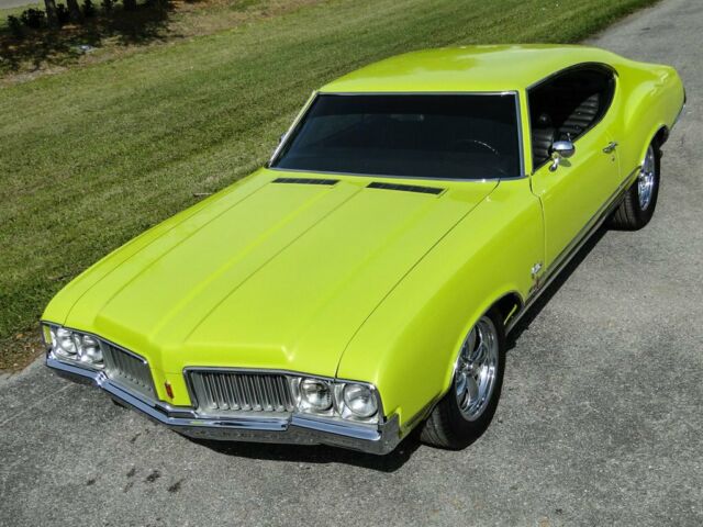 Oldsmobile Cutlass 1970 image number 40