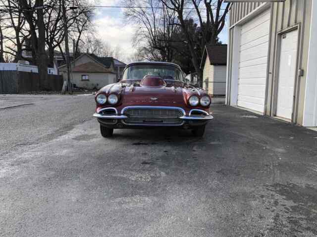 Chevrolet Corvette 1961 image number 25