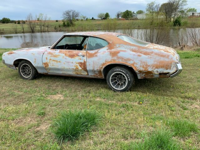 Oldsmobile Cutlass 1972 image number 23