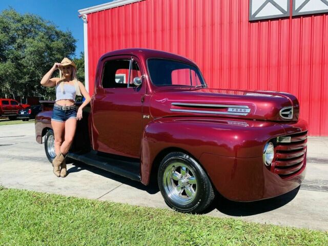 Ford F-100 1949 image number 0