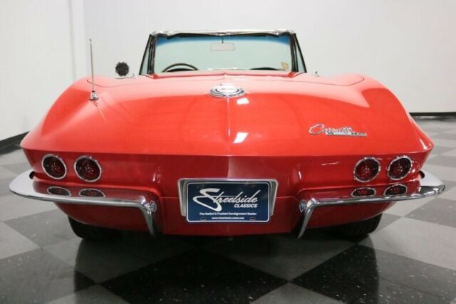 Chevrolet Corvette 1965 image number 11